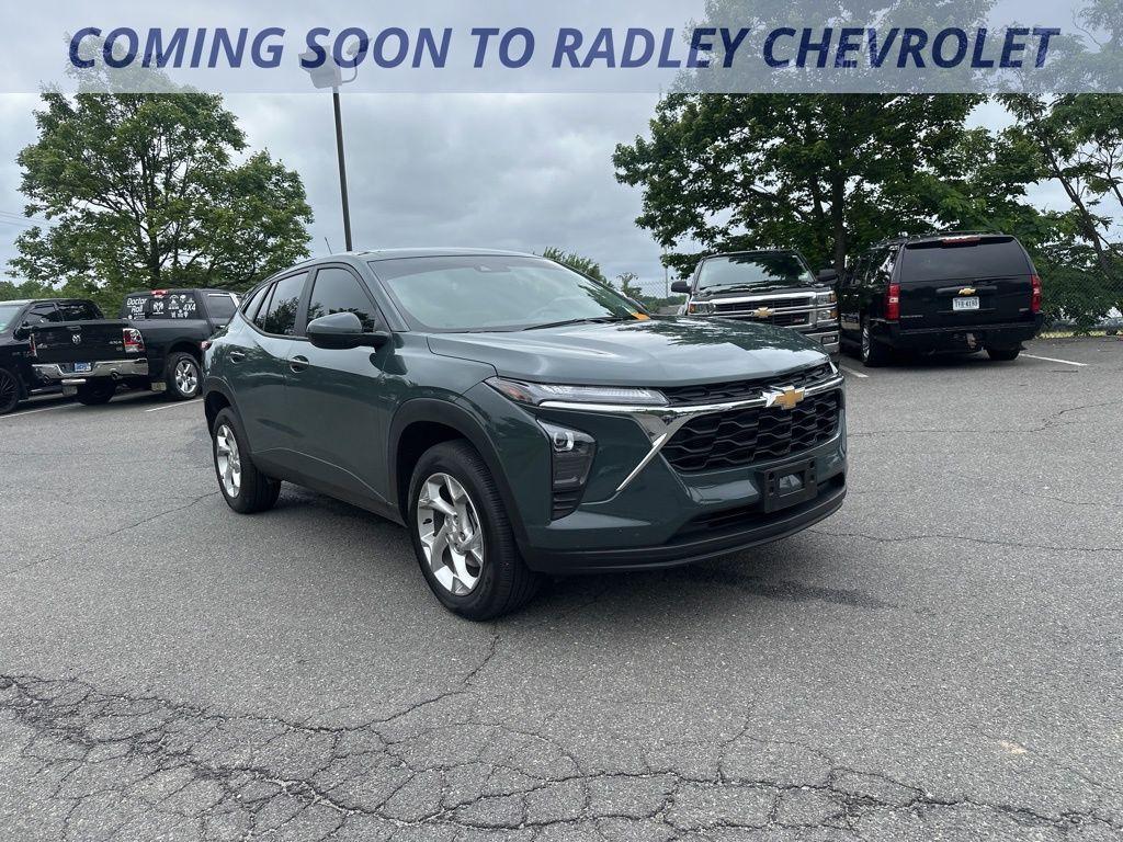 used 2025 Chevrolet Trax car, priced at $23,800