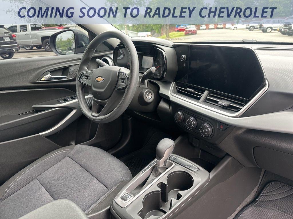 used 2025 Chevrolet Trax car, priced at $23,800
