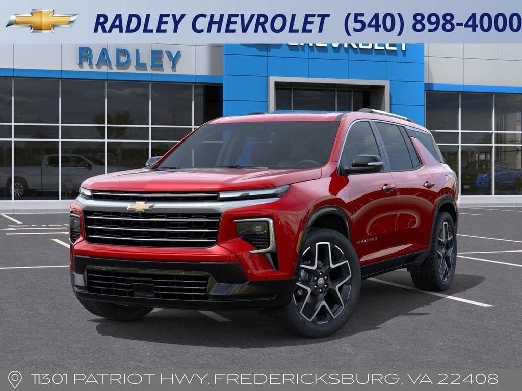 new 2025 Chevrolet Traverse car