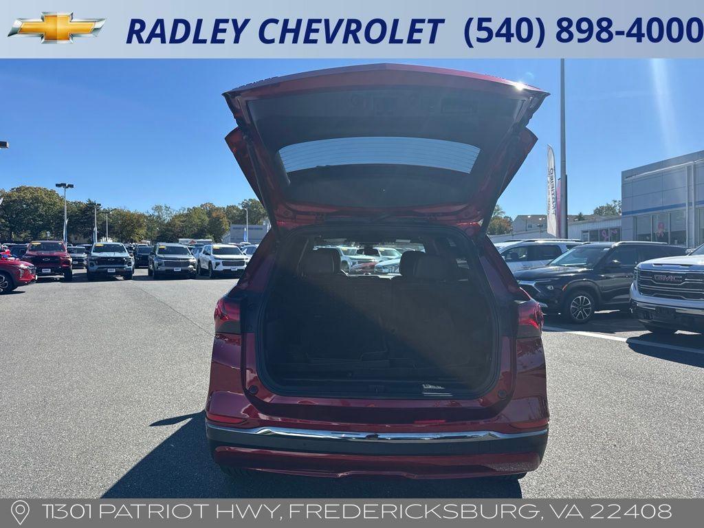 used 2023 Chevrolet Equinox car, priced at $28,000