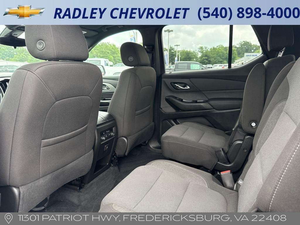 used 2023 Chevrolet Traverse car, priced at $28,000