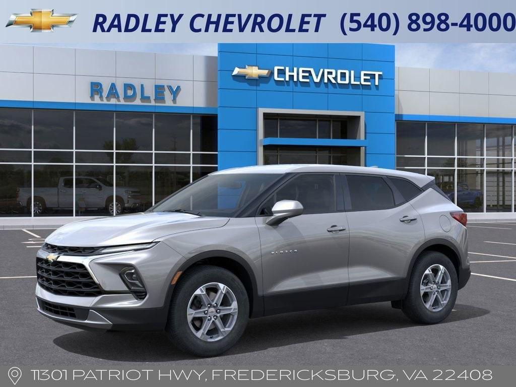new 2025 Chevrolet Blazer car, priced at $35,795
