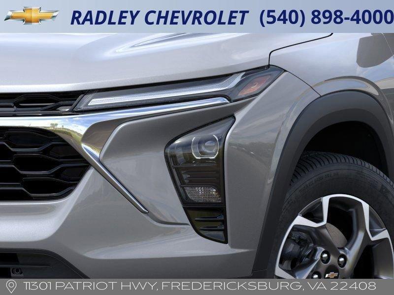 new 2025 Chevrolet Trax car, priced at $20,100