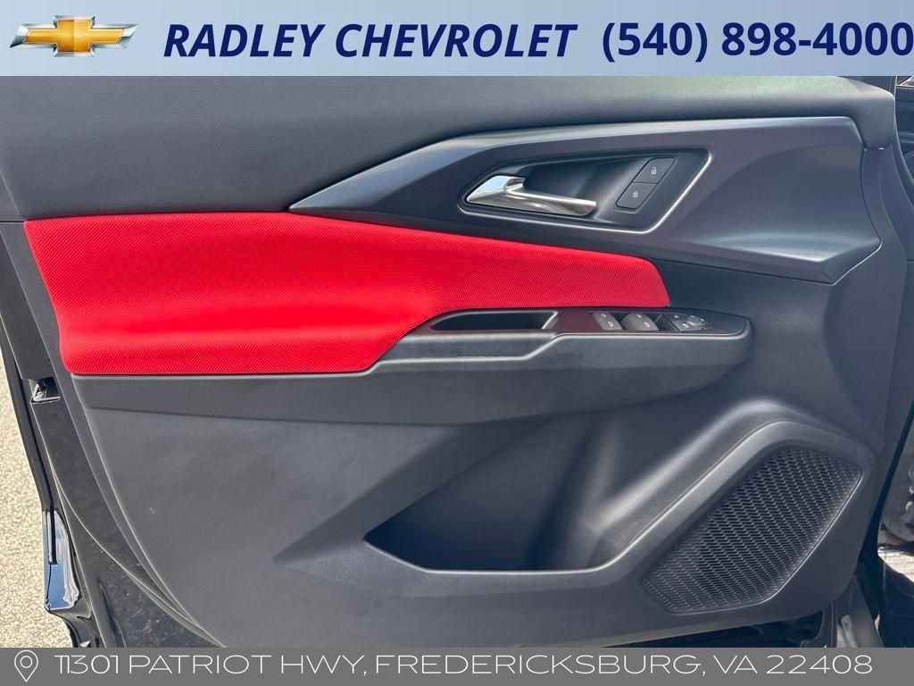 used 2025 Chevrolet Equinox EV car, priced at $42,900
