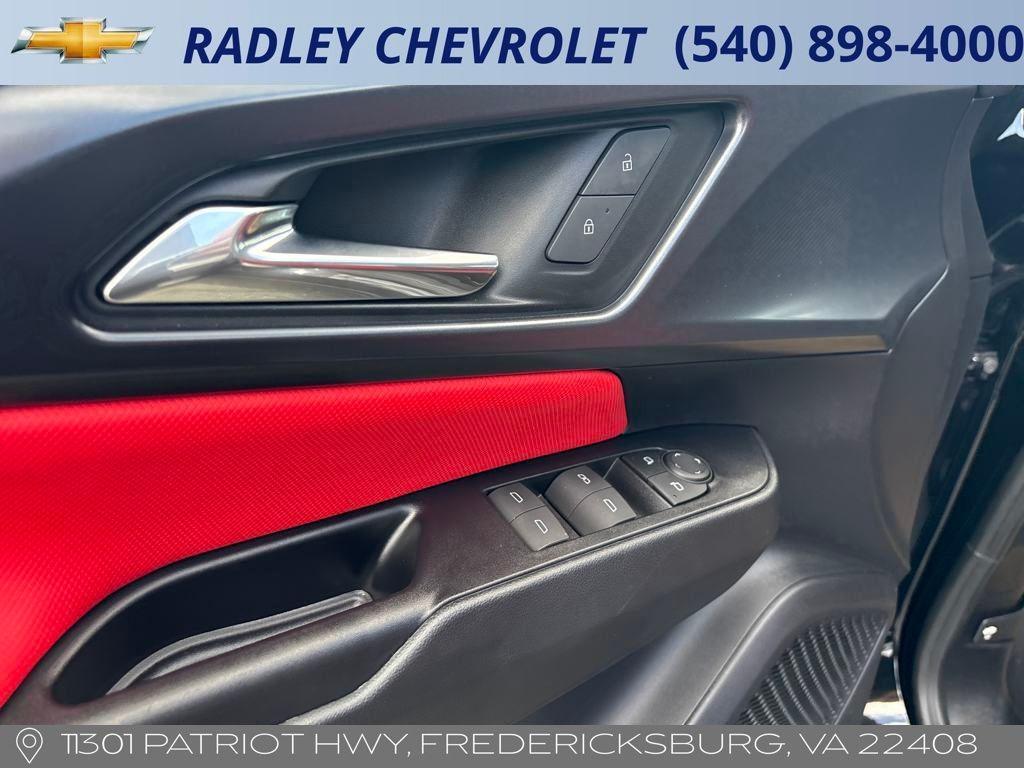 used 2025 Chevrolet Equinox EV car, priced at $42,900
