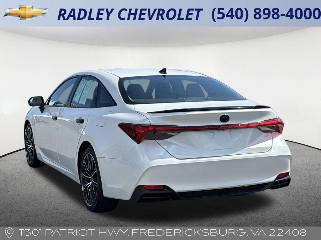 used 2022 Toyota Avalon Hybrid car, priced at $31,000