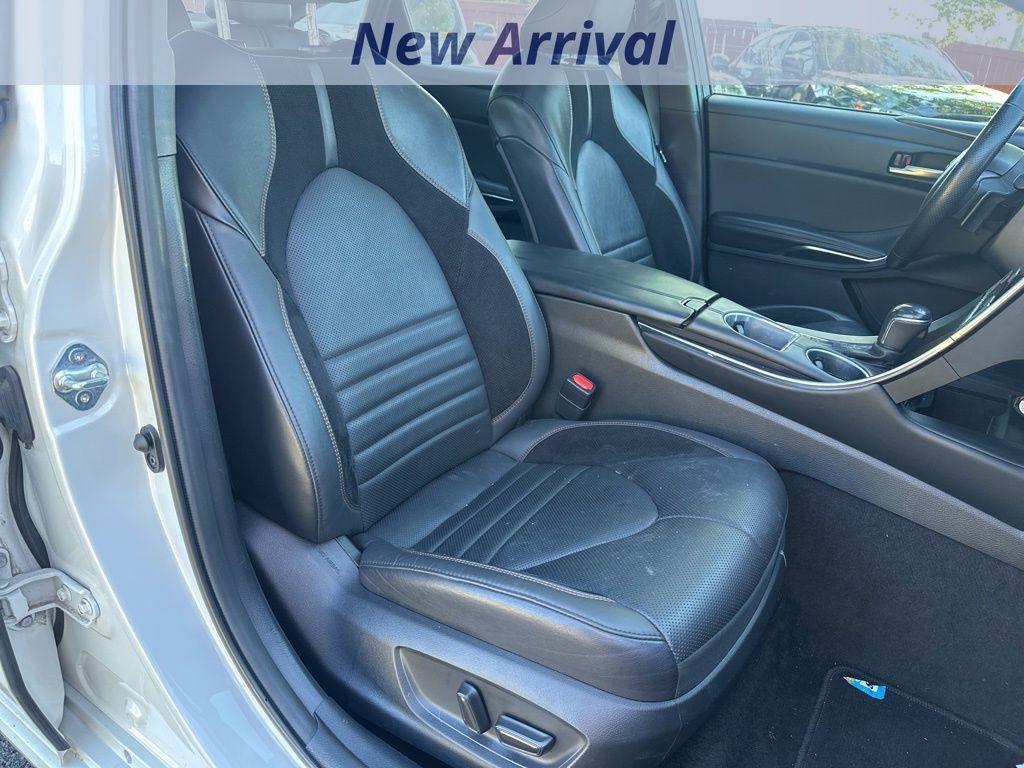 used 2022 Toyota Avalon Hybrid car, priced at $29,000