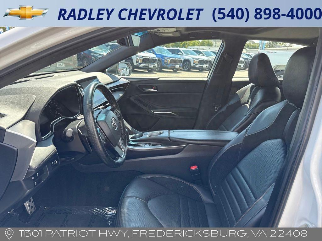used 2022 Toyota Avalon Hybrid car, priced at $31,000