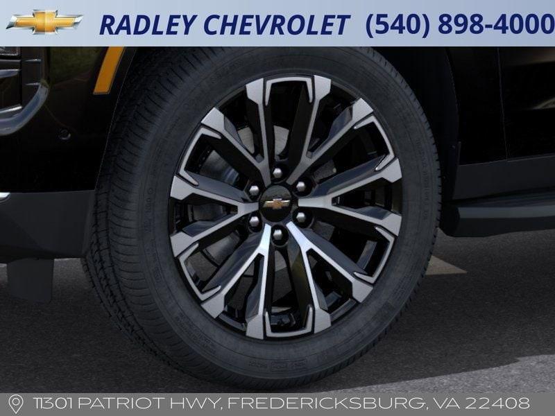 new 2025 Chevrolet Suburban car, priced at $79,800