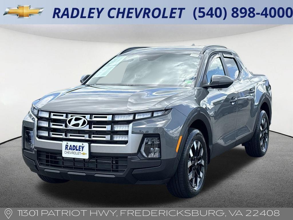 used 2025 Hyundai SANTA CRUZ car, priced at $32,000