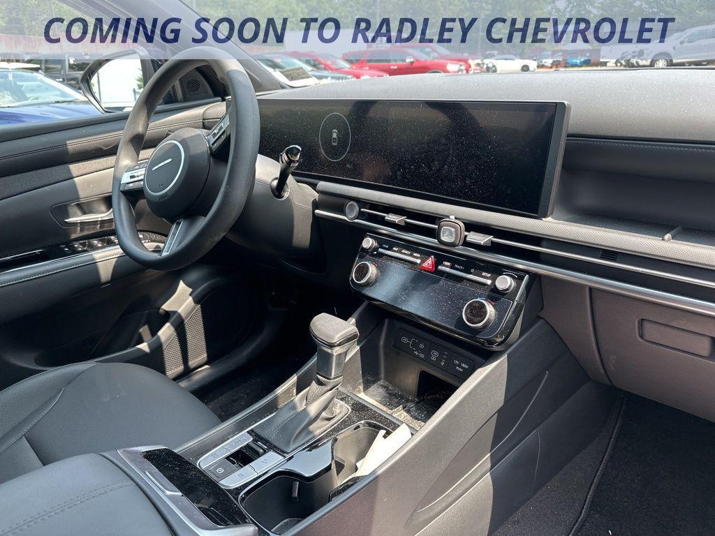 used 2025 Hyundai SANTA CRUZ car, priced at $33,000