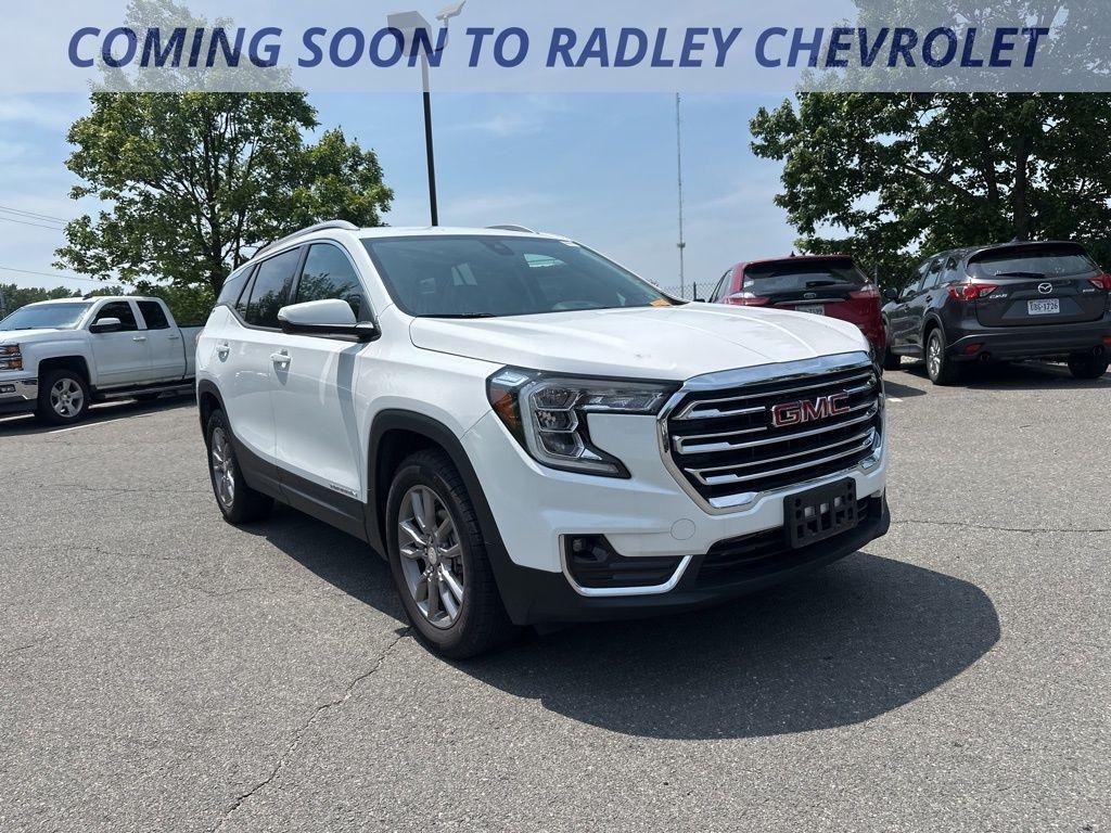 used 2024 GMC Terrain car, priced at $28,000