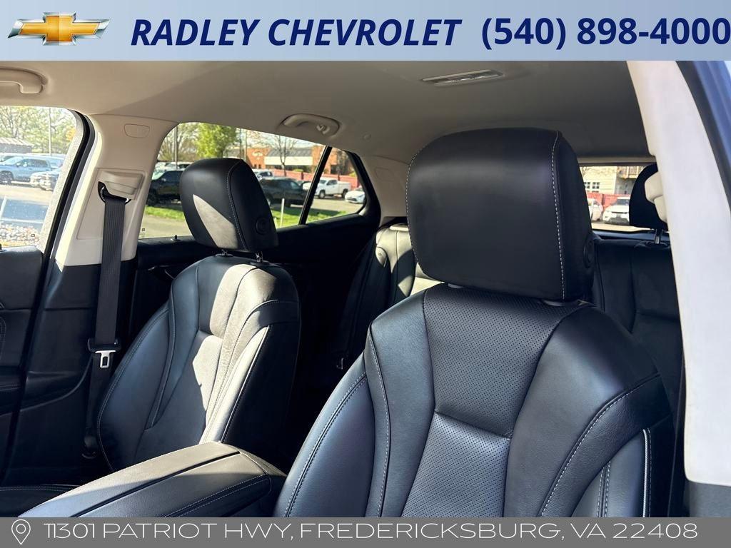 used 2023 Buick Envision car, priced at $23,000
