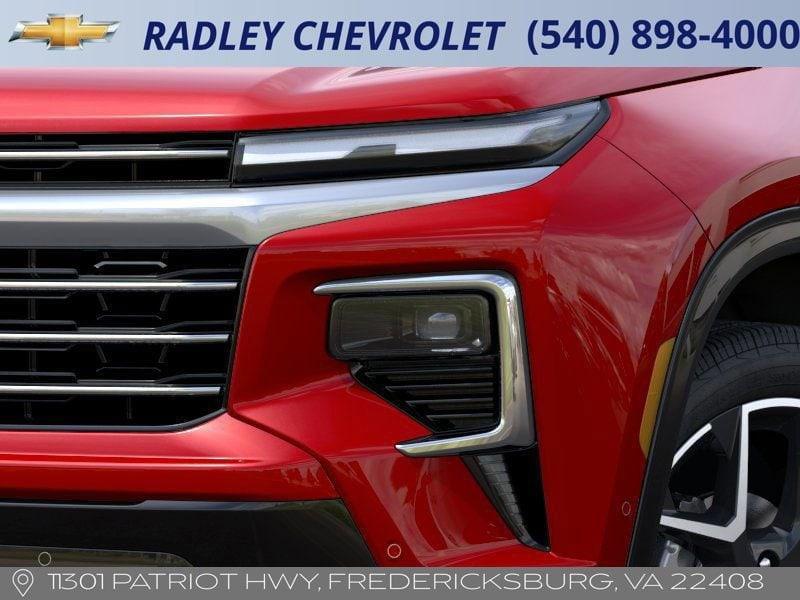 new 2025 Chevrolet Traverse car