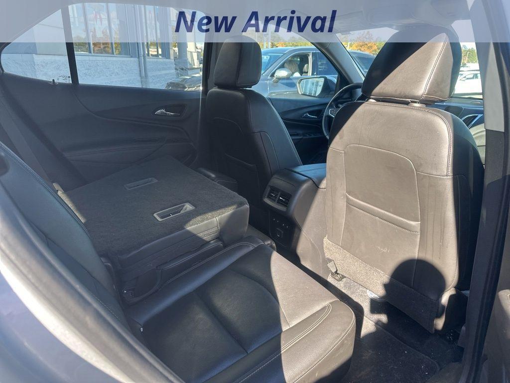 used 2021 Chevrolet Equinox car, priced at $22,400