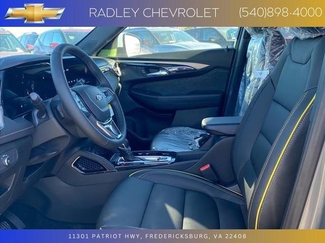 new 2025 Chevrolet TrailBlazer car, priced at $31,200