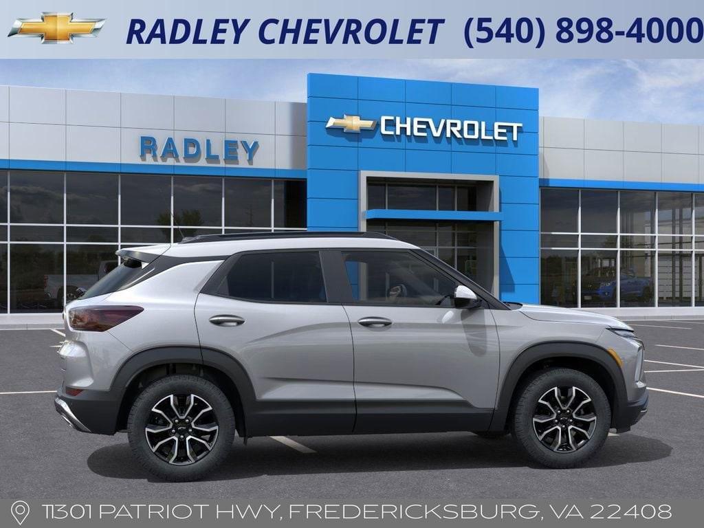 new 2025 Chevrolet TrailBlazer car, priced at $31,200