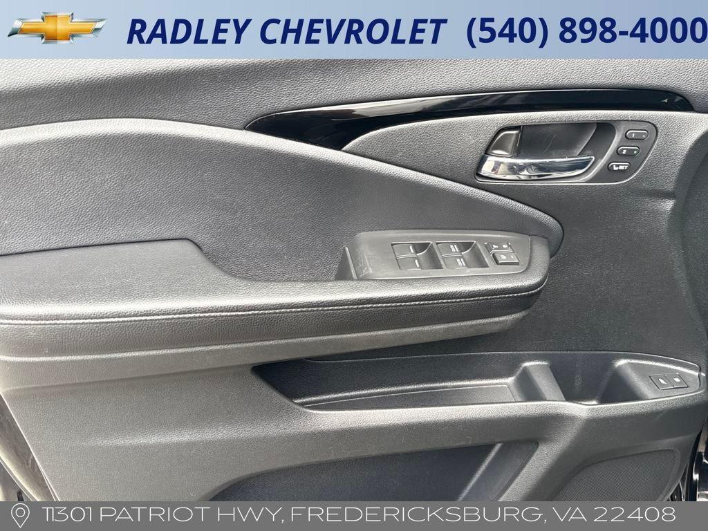 used 2018 Honda Pilot car, priced at $20,000