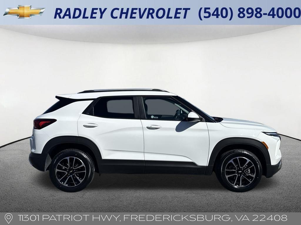 used 2024 Chevrolet TrailBlazer car, priced at $24,300