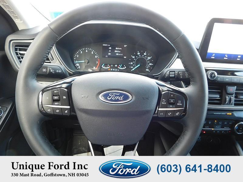 used 2022 Ford Escape car, priced at $26,977