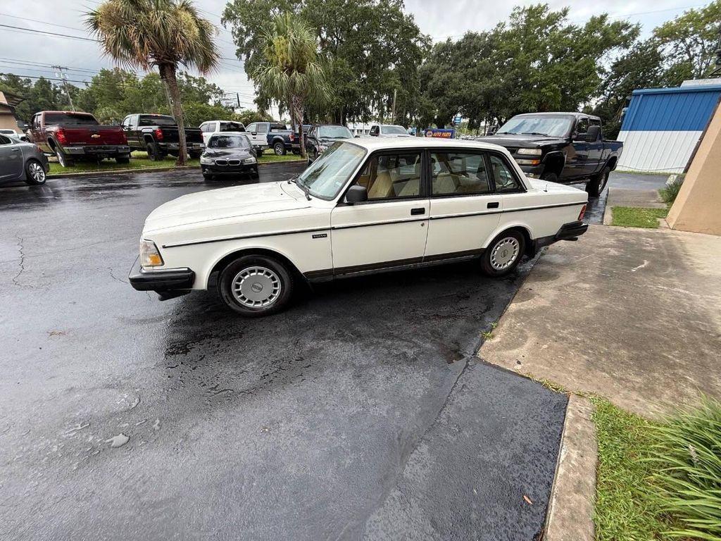 used 1993 Volvo 240 car, priced at $6,988