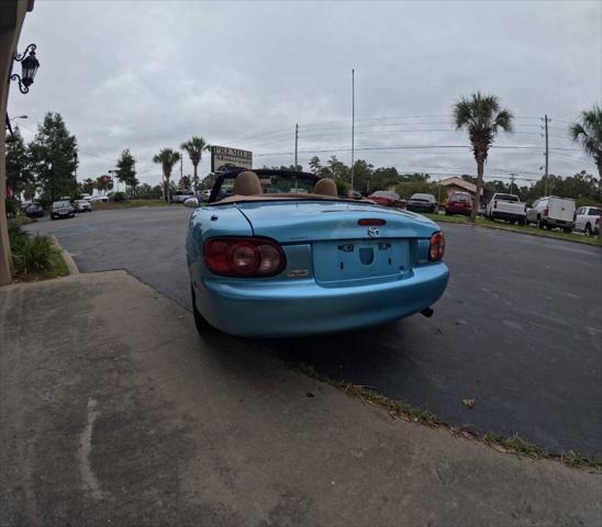 used 2001 Mazda MX-5 Miata car, priced at $14,988