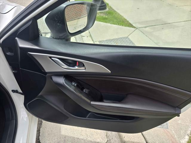 used 2018 Mazda Mazda3 car, priced at $9,800
