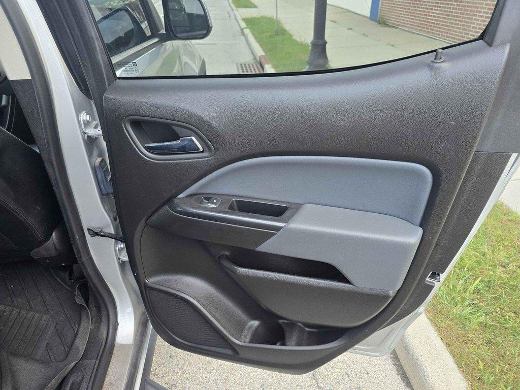 used 2016 Chevrolet Colorado car, priced at $16,900