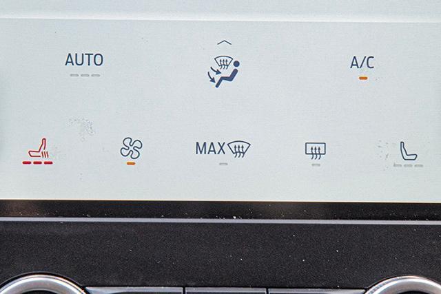 used 2024 Ford Edge car, priced at $27,597