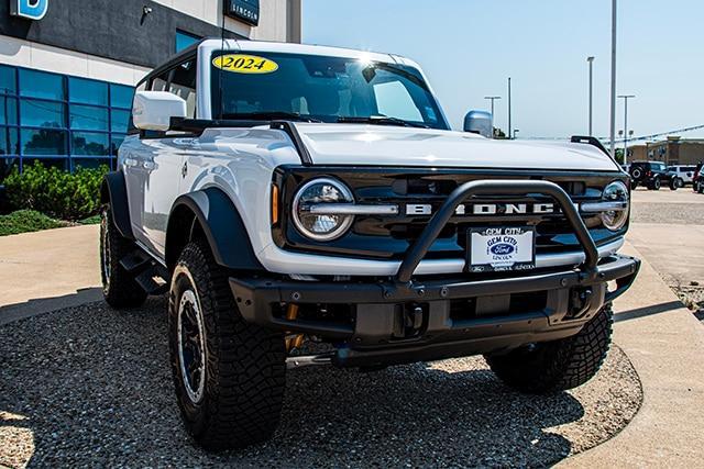 new 2024 Ford Bronco car, priced at $60,949