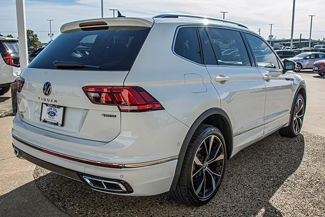 used 2024 Volkswagen Tiguan car, priced at $32,997