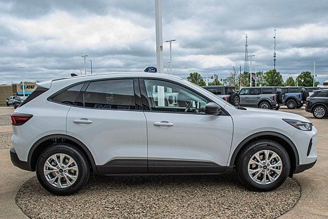 new 2025 Ford Escape car, priced at $29,875