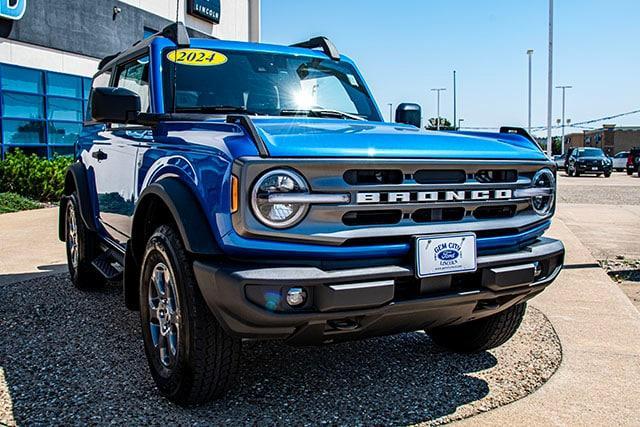 new 2024 Ford Bronco car, priced at $45,492