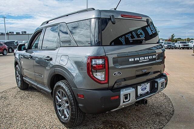 new 2025 Ford Bronco Sport car, priced at $35,405
