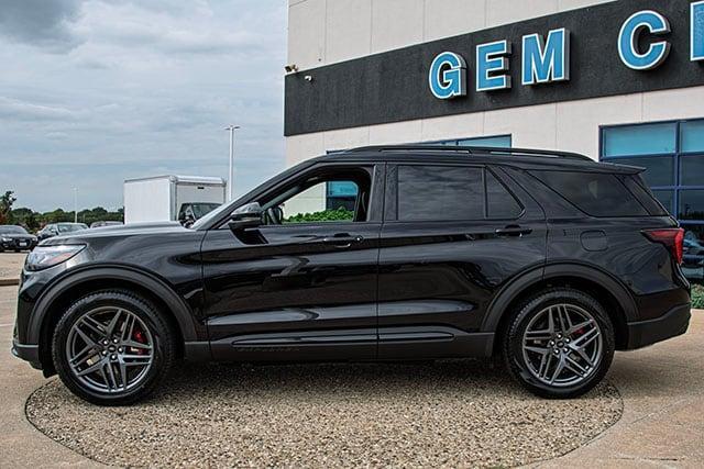 new 2025 Ford Explorer car, priced at $61,310