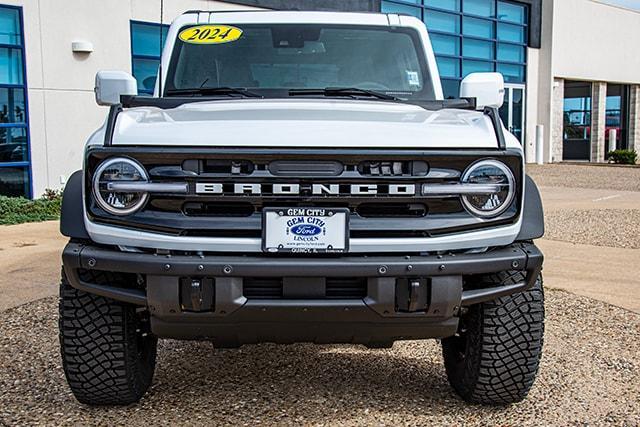 new 2024 Ford Bronco car, priced at $60,548