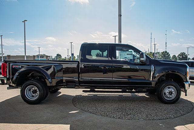 new 2026 Ford F-350 car, priced at $65,175