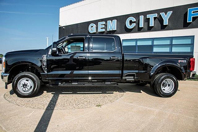 new 2026 Ford F-350 car, priced at $65,175