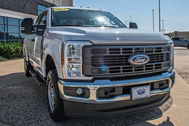 new 2025 Ford F-250 car, priced at $67,405