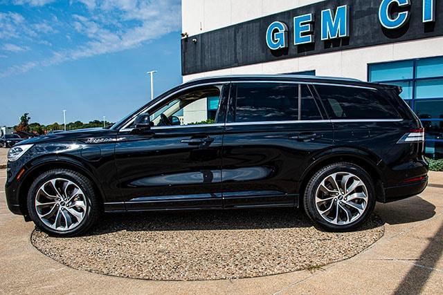 used 2021 Lincoln Aviator car, priced at $45,372