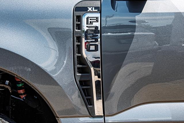 new 2025 Ford F-250 car, priced at $67,555