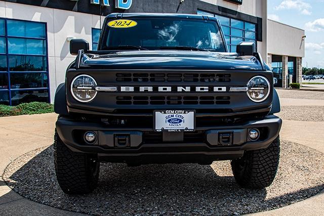 new 2024 Ford Bronco car, priced at $51,527