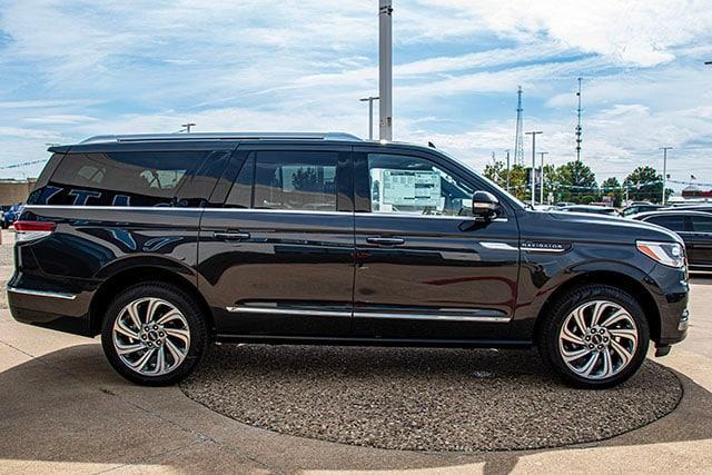 new 2024 Lincoln Navigator L car, priced at $104,200