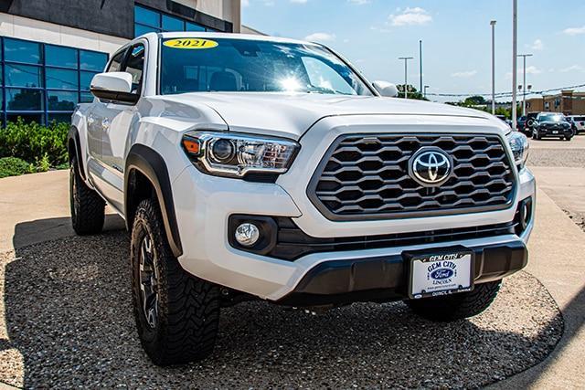 used 2021 Toyota Tacoma car, priced at $36,913