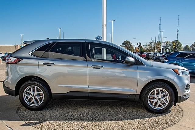 used 2024 Ford Edge car, priced at $27,997