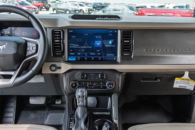 new 2024 Ford Bronco car, priced at $45,125