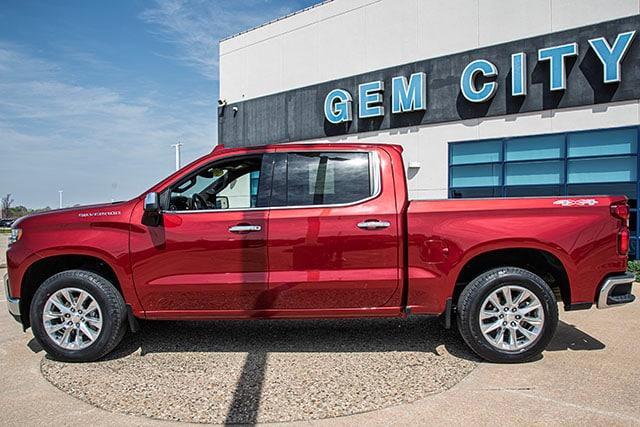 used 2021 Chevrolet Silverado 1500 car, priced at $37,997