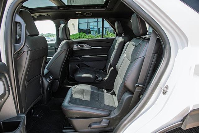 new 2025 Ford Explorer car, priced at $61,376
