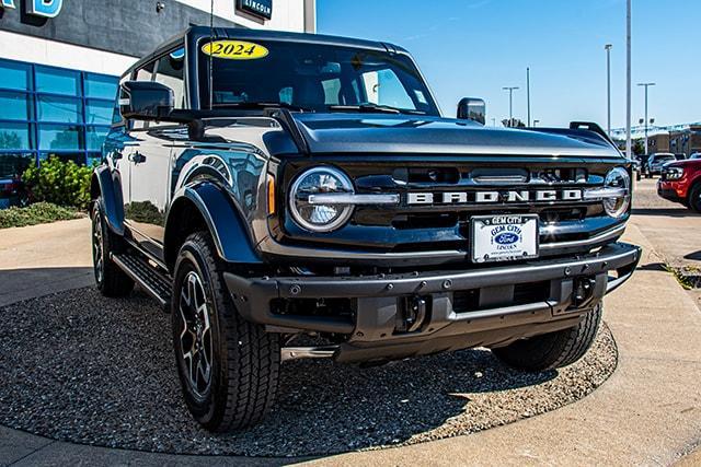 new 2024 Ford Bronco car, priced at $53,507