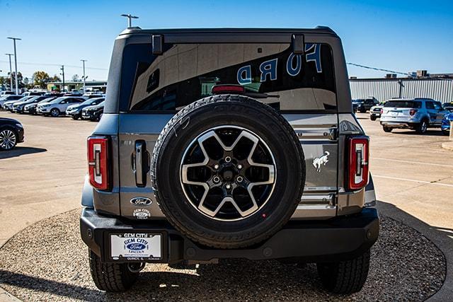 new 2024 Ford Bronco car, priced at $53,507